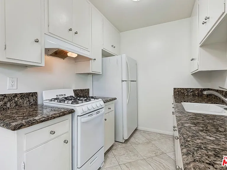 1015 Ashland Ave #6 — Photo 9