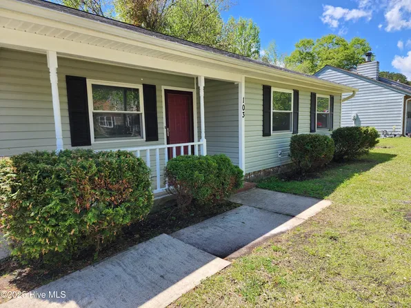 103 Hampton Ct, Jacksonville, NC 28546