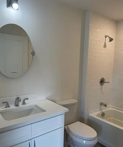 1686 Litchfield Tpke #B — Photo 17