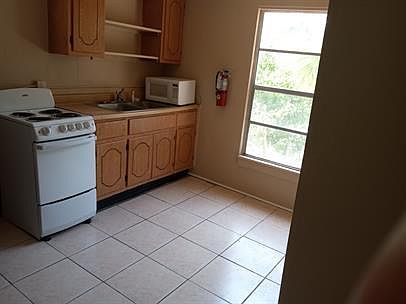 1st image of 228 Bay St #15302009