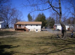 1030 Conway Rd, Fredericksburg, VA 22405