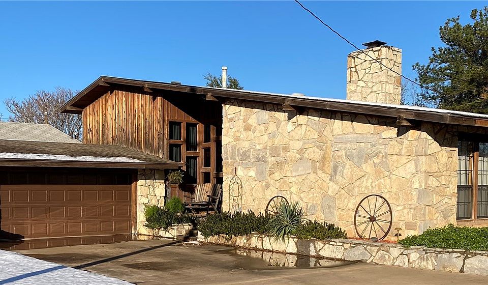 427 S Carnegie St, Carnegie, OK 73015 Zillow