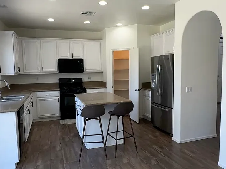 973 Yosemite Dr — Photo 21