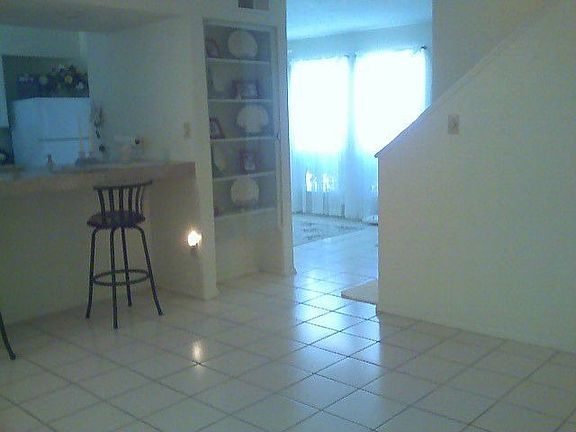 4th image of 4388 Rayfield Dr
