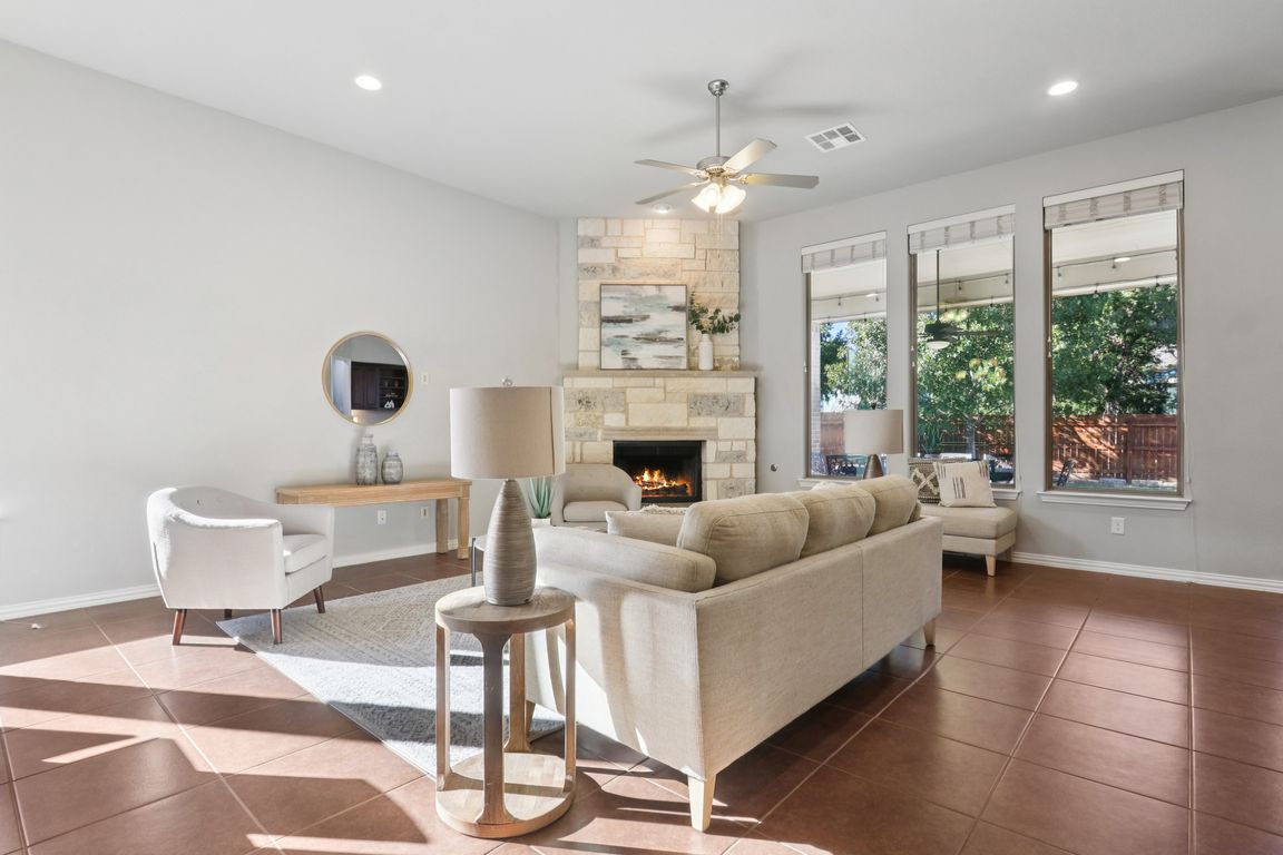 next background image