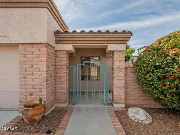 2041 W Amblemorn Dr, Green Valley, AZ 85622