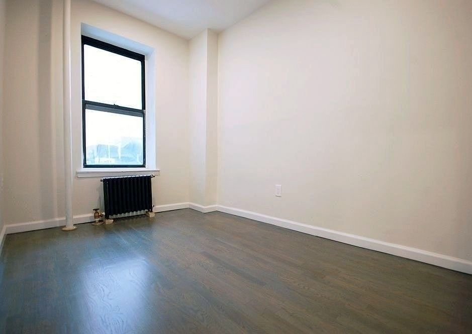 2nd image of 201 Allen St APT 2B