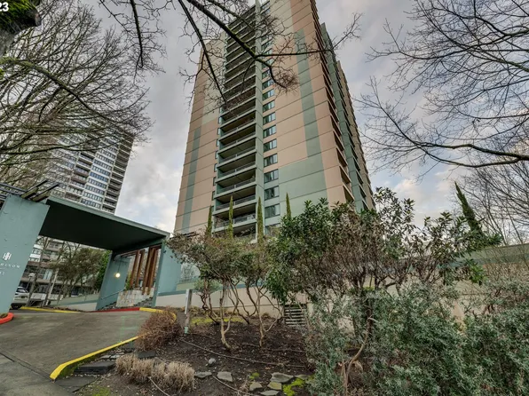 111 SW Harrison St APT 6B, Portland, OR 97201