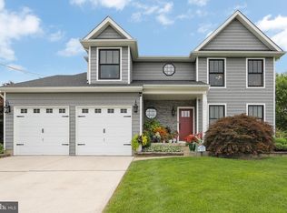 101 Handler Dr, Burlington, NJ 08016