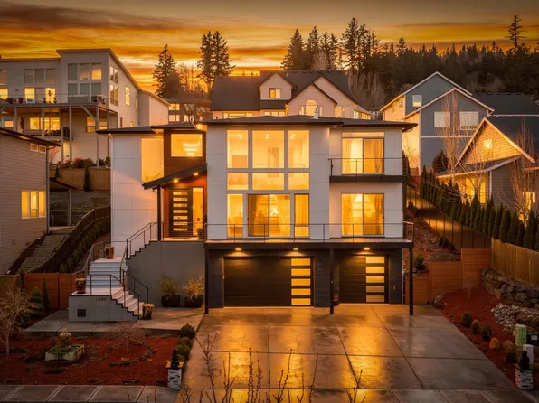 1345 N R St, Washougal, WA 98671