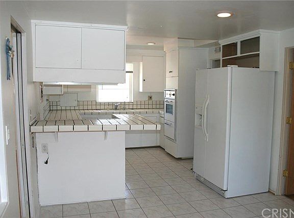 5th image of 7868 De Soto Ave