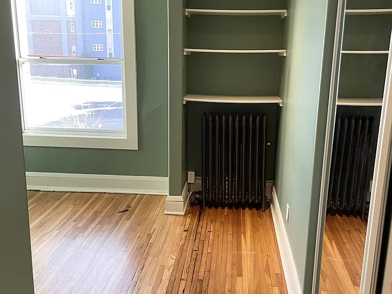 2338 Marshall Apartments — Photo 45