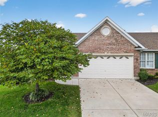239 Crystal Ridge Dr, O'Fallon, MO 63366