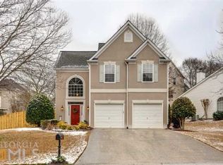 2034 Crestview Way, Woodstock, GA 30188