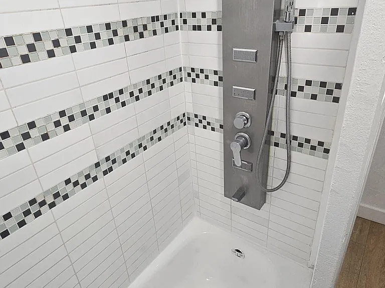 233 Ellerslie Ave #2 — Photo 8
