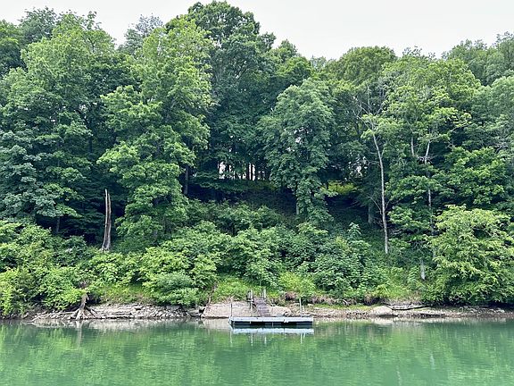 2nd image of 331 Huffman Park Rd