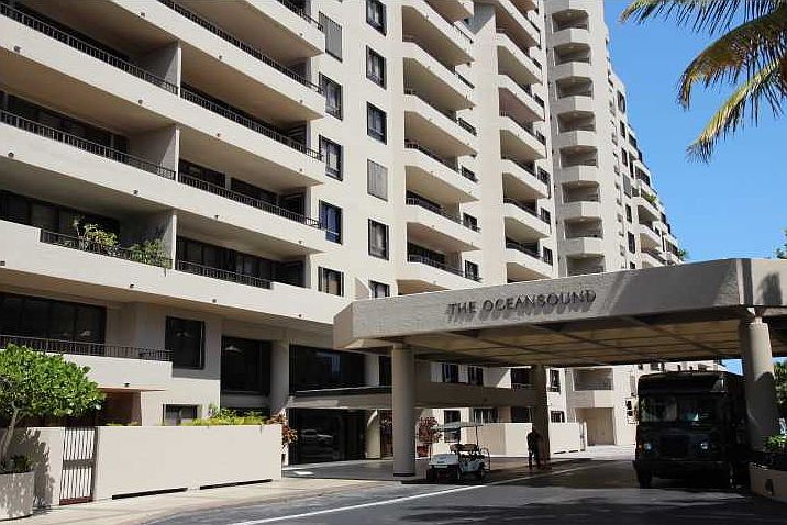 1st image of 251 Crandon Blvd APT 323