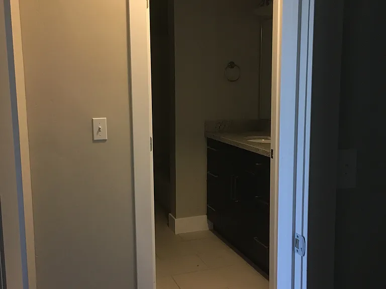 301 N Almond St — Photo 15