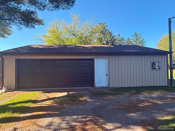 3rd image of 4693 Kilmanagh Rd