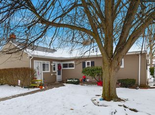 Doverbrook, Chicopee, MA 01022