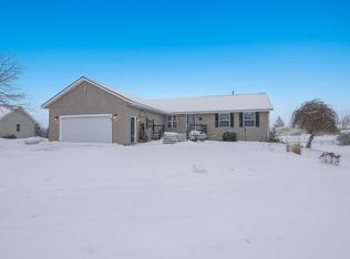 877 Snow Apple Dr, Traverse City, MI 49685