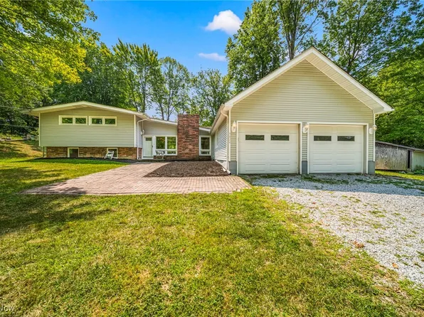 9824 Hoose Rd, Concord Township, OH 44060