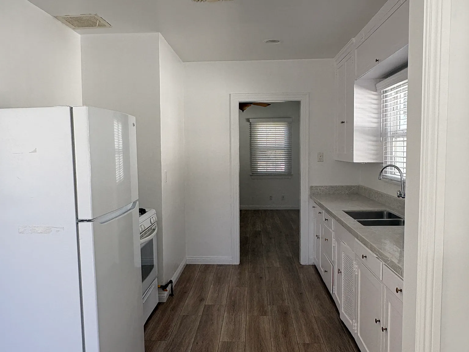2 bed, 710 sqft, $2,800 — Photo 4