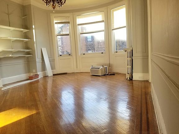 3rd image of 319 Garfield Pl #A3