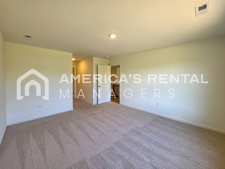 609 Aberdeen Trce — Photo 45