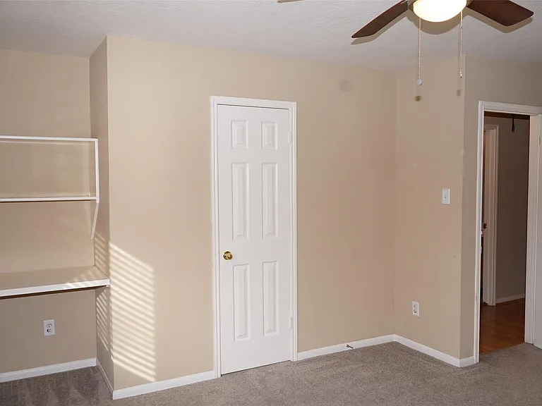 18807 Timbers Dr — Photo 17