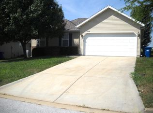1155 S Mahogany Rd, Nixa, MO 65714
