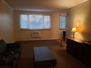 969 S Pearl St APT 304, Denver, CO 80209