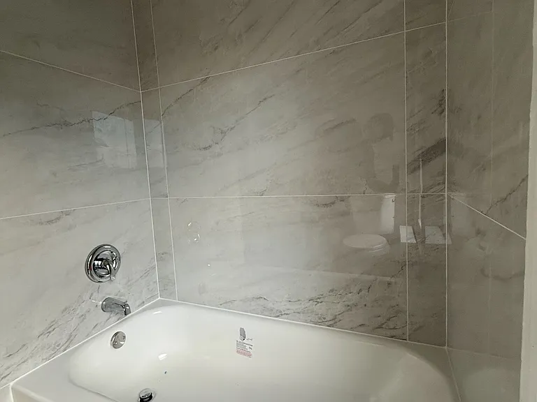 131 Clinton St #B — Photo 3