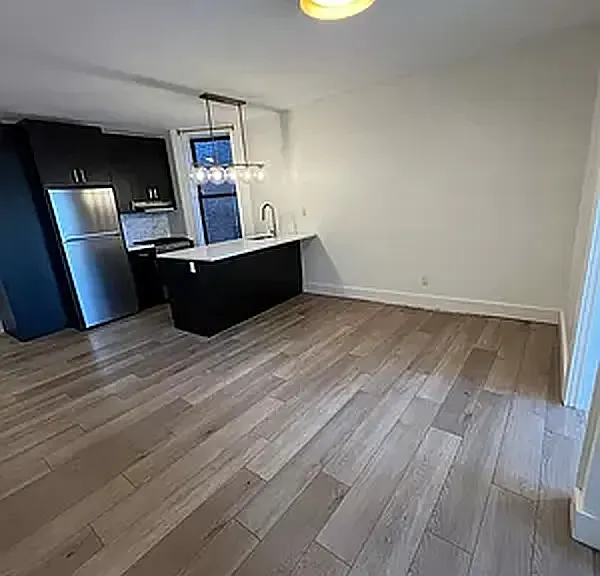 38 Cooper St #203 — Photo 4