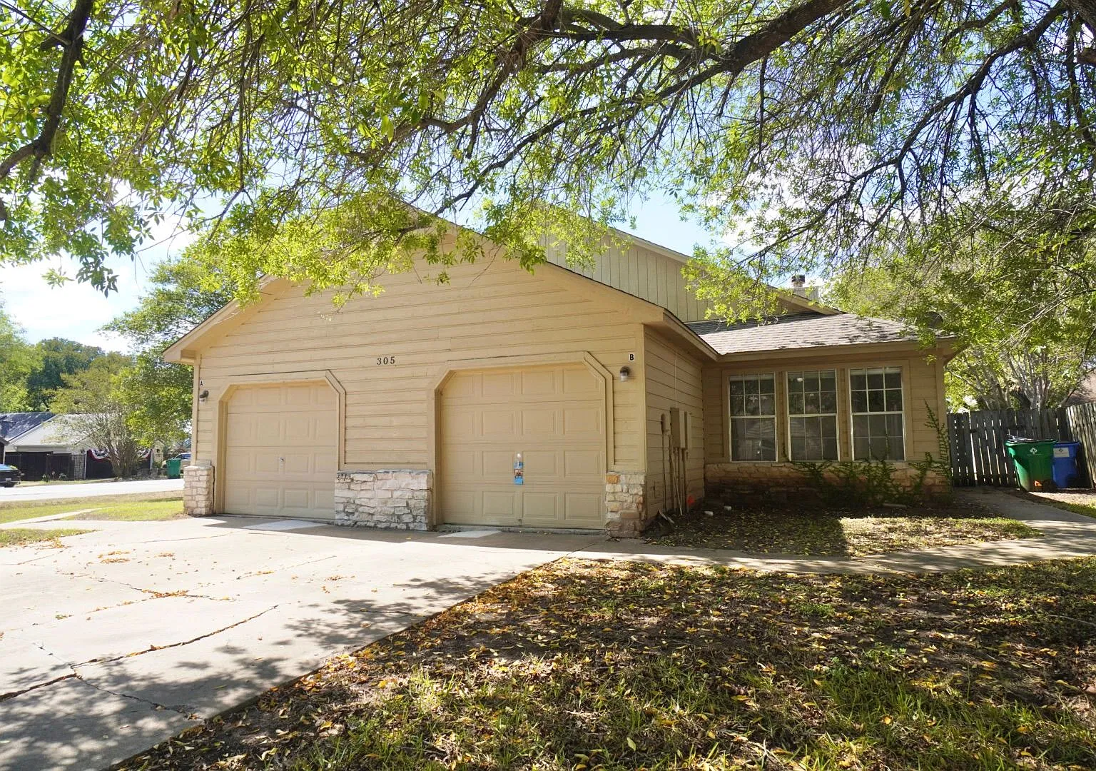 3 Bed / 2 Bath Austin Home with Fireplace & Fenced Yard — Photo 2