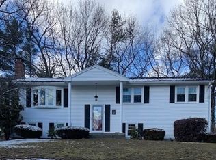 31 Captiva Rd, Walpole, MA 02081