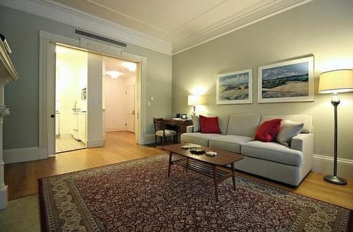 2nd image of 385 Commonwealth Ave #1