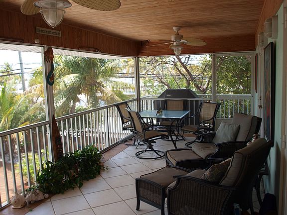 3rd image of 22973 John Avery Ln