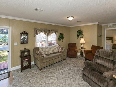 3rd image of 504 Majestic Oak Pkwy