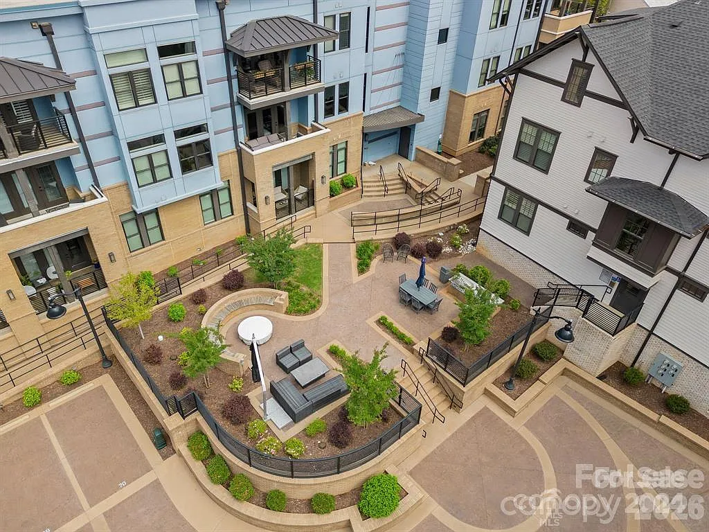 2 bed, 1150 sqft, $2,800 — Photo 3