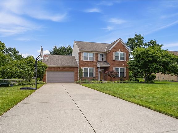 3rd image of 6804 Fairwind Ct