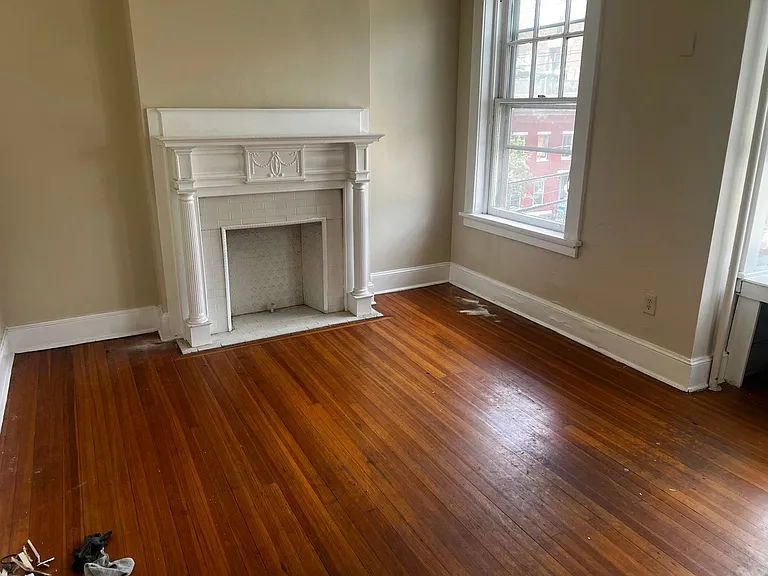 176 Chestnut Street — Photo 3