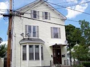 21 Star St, Pawtucket, RI 02860