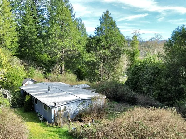 60958 Old Wagon Rd, Coos Bay, OR 97420