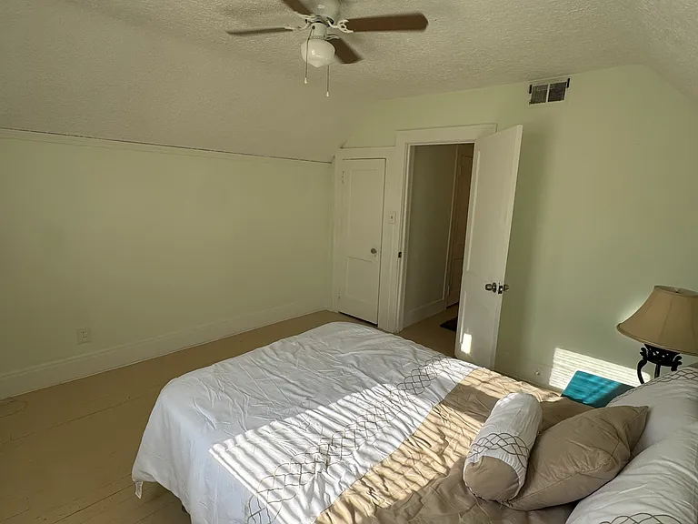 1534 Eddington Rd #3 — Photo 6