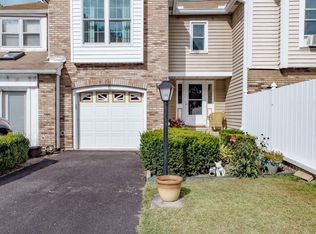 6 Red Maple Rd, Saugerties, NY 12477