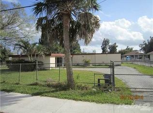 5118 Club Rd, Haverhill, FL 33415