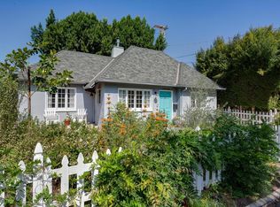 25 Oak Knoll Gardens Dr, Pasadena, CA 91106