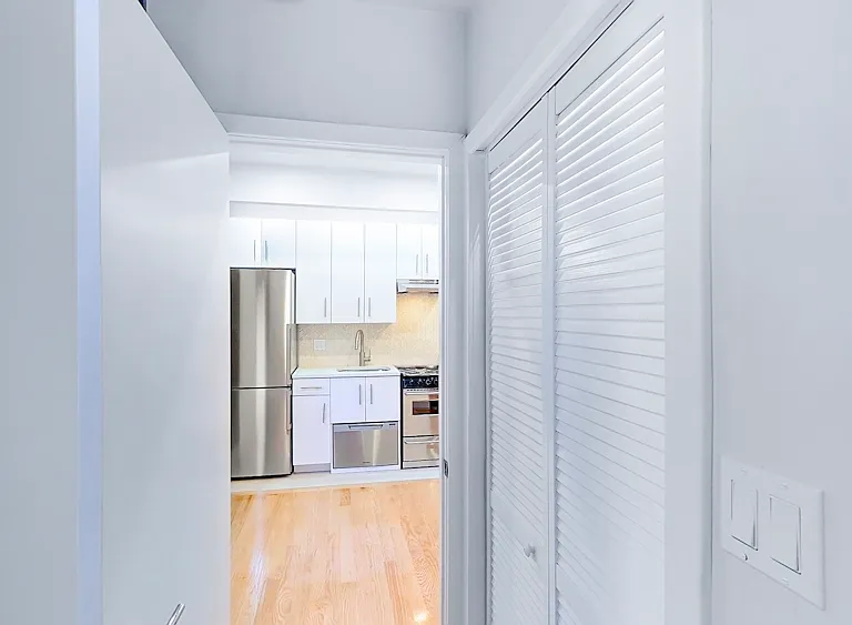 11 Stanton St #4D — Photo 11
