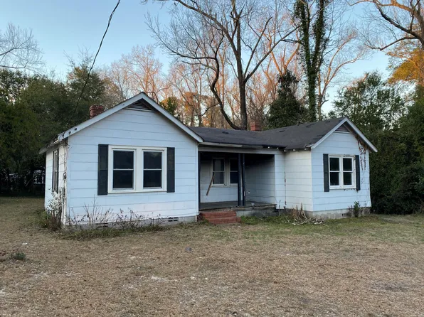 512 Klein St, Walterboro, SC 29488